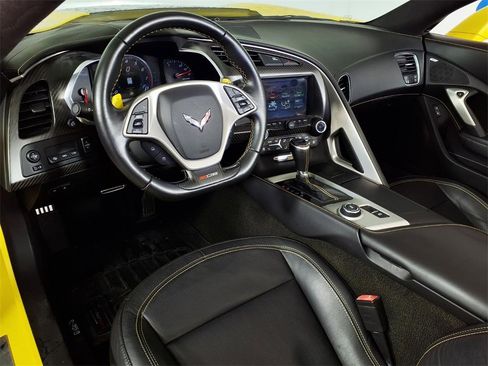 Used 2018 Chevrolet Corvette Z06 image 12