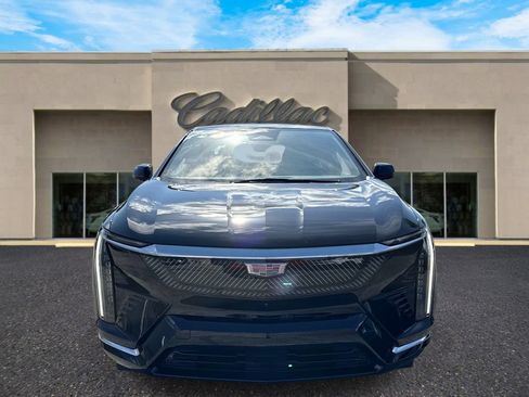 New 2027 Cadillac Optiq Luxury RWD image 7