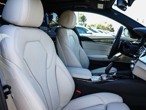Certified 2023 BMW 540i w/ Convenience Package RWD image 16