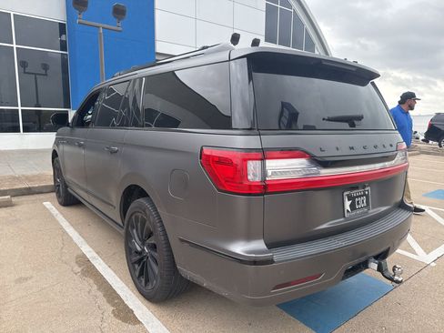 Used 2020 Lincoln Navigator L Reserve w/ Equipment Group 208A Reserve AWD/4WD image 6