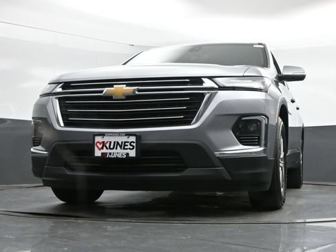 Used 2023 Chevrolet Traverse LT w/ LPO, Cargo Package AWD/4WD image 46