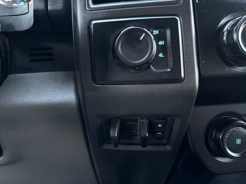 Used 2022 Ford F250 XL w/ Power Equipment Group image 34