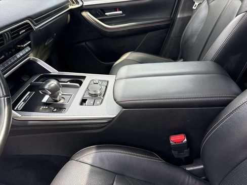 Used 2024 MAZDA CX-90 3.3 Turbo w/ Preferred Plus AWD/4WD image 21