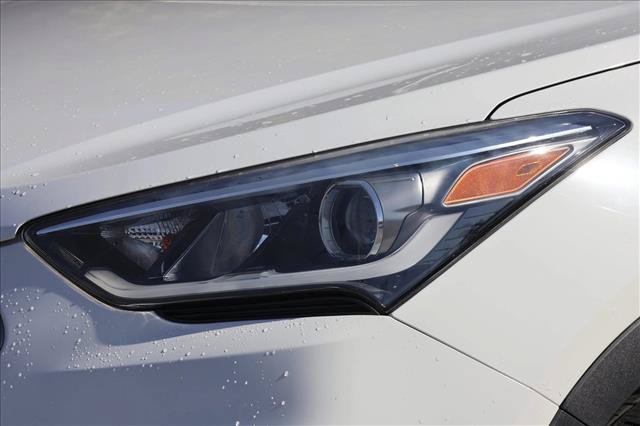 Used 2018 Hyundai Santa Fe SE w/ Cargo Package AWD/4WD image 10
