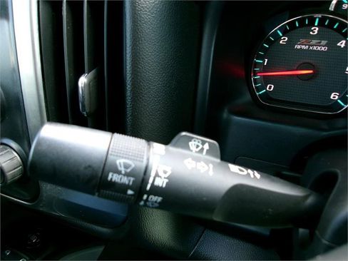 Used 2018 Chevrolet Silverado 1500 LT w/ All Star Edition image 20