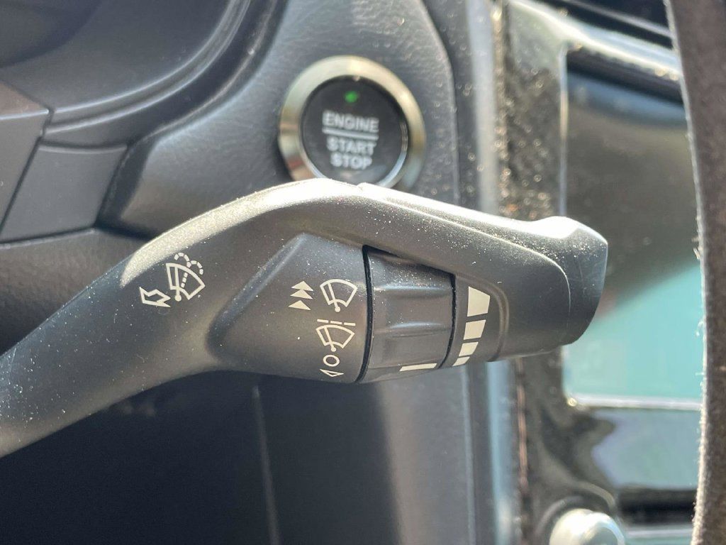 Used 2018 Ford Fusion SE w/ Equipment Group 201A FWD image 26