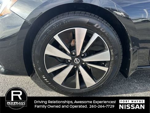 Used 2019 Nissan Altima 2.5 SV image 8