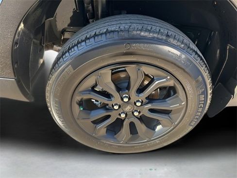 Used 2024 Ford Maverick Lariat w/ Black Appearance Package image 32