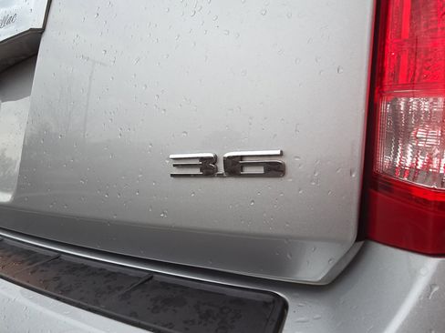 Used 2015 Cadillac SRX Luxury image 12