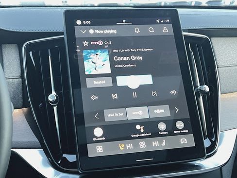 New 2026 Volvo XC90 B6 Plus w/ Protection Package image 18