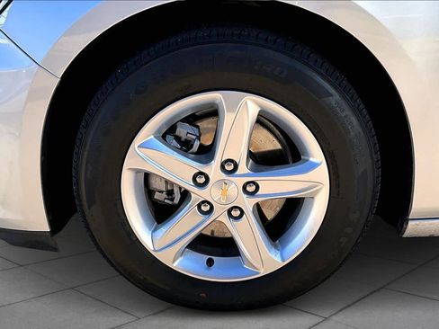 Used 2022 Chevrolet Malibu LS w/ Driver Confidence Package II image 12