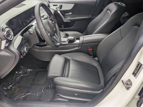 Used 2023 Mercedes-Benz CLA 250 image 13