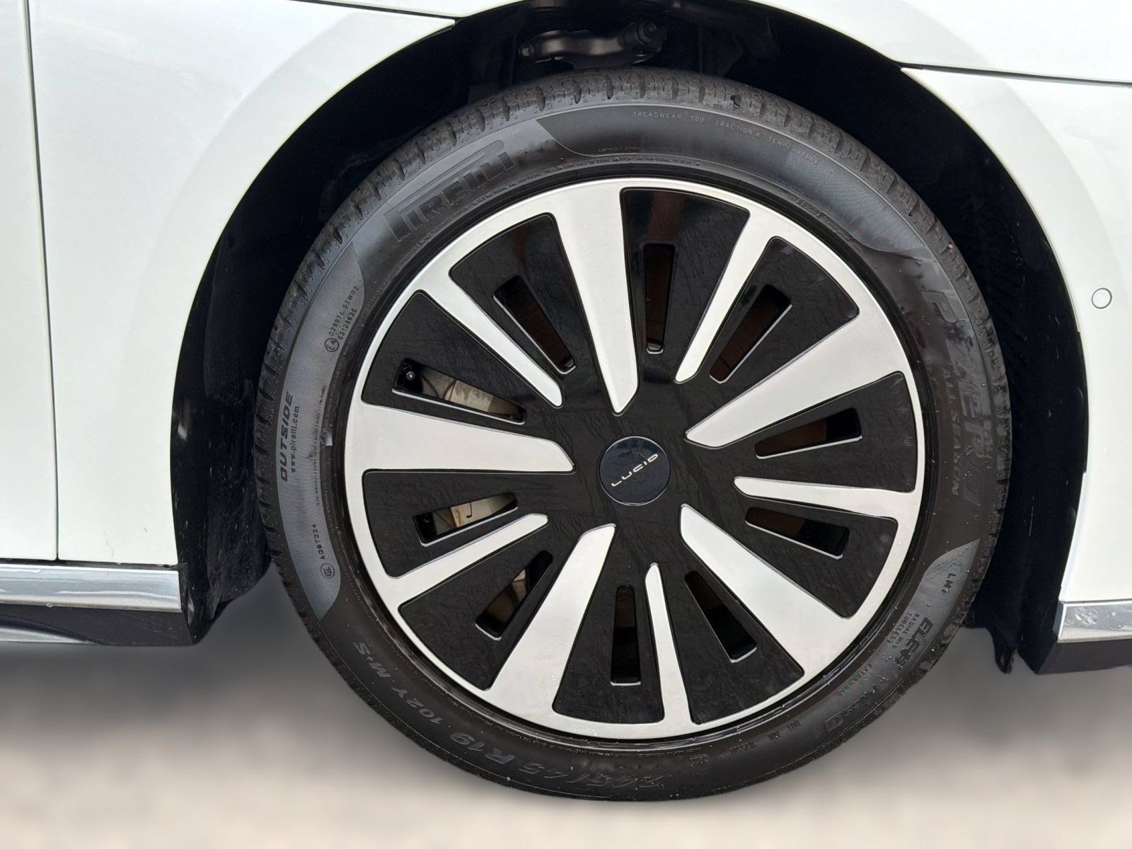 Used 2023 Lucid Air Pure AWD/4WD image 13