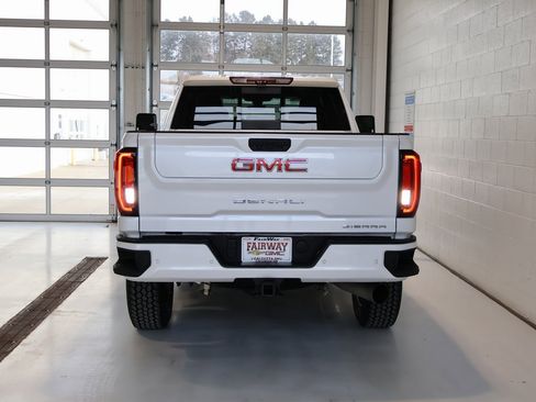 Certified 2023 GMC Sierra 3500 Denali w/ Denali Ultimate Package image 9
