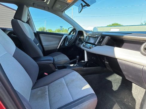Used 2015 Toyota RAV4 XLE FWD image 42