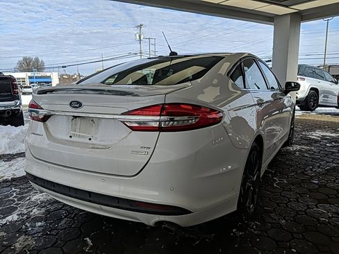 Used 2018 Ford Fusion SE w/ Equipment Group 201A image 5