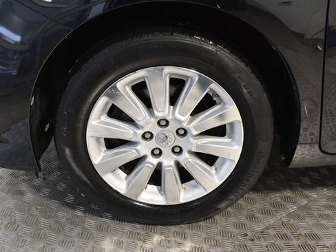 Used 2016 Toyota Sienna XLE image 33