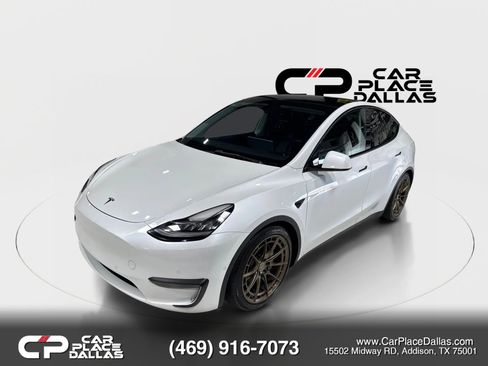 Used 2021 Tesla Model Y Long Range AWD/4WD image 2
