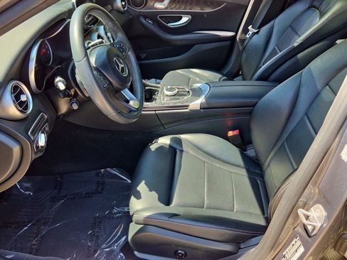 Used 2018 Mercedes-Benz C 300 Sedan image 11