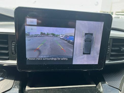 Used 2023 Ford Explorer ST-Line RWD image 16