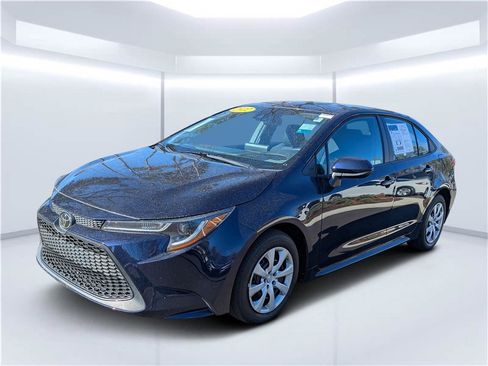 Used 2022 Toyota Corolla LE image 7