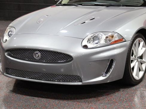 Used 2011 Jaguar XKR R RWD image 17