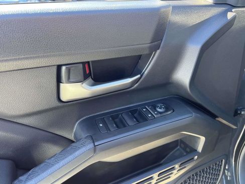 Used 2024 Toyota Tacoma TRD Sport image 23