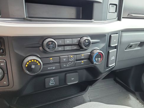 Certified 2024 Ford F250 XLT w/ 360-Degree Camera Package AWD/4WD image 29