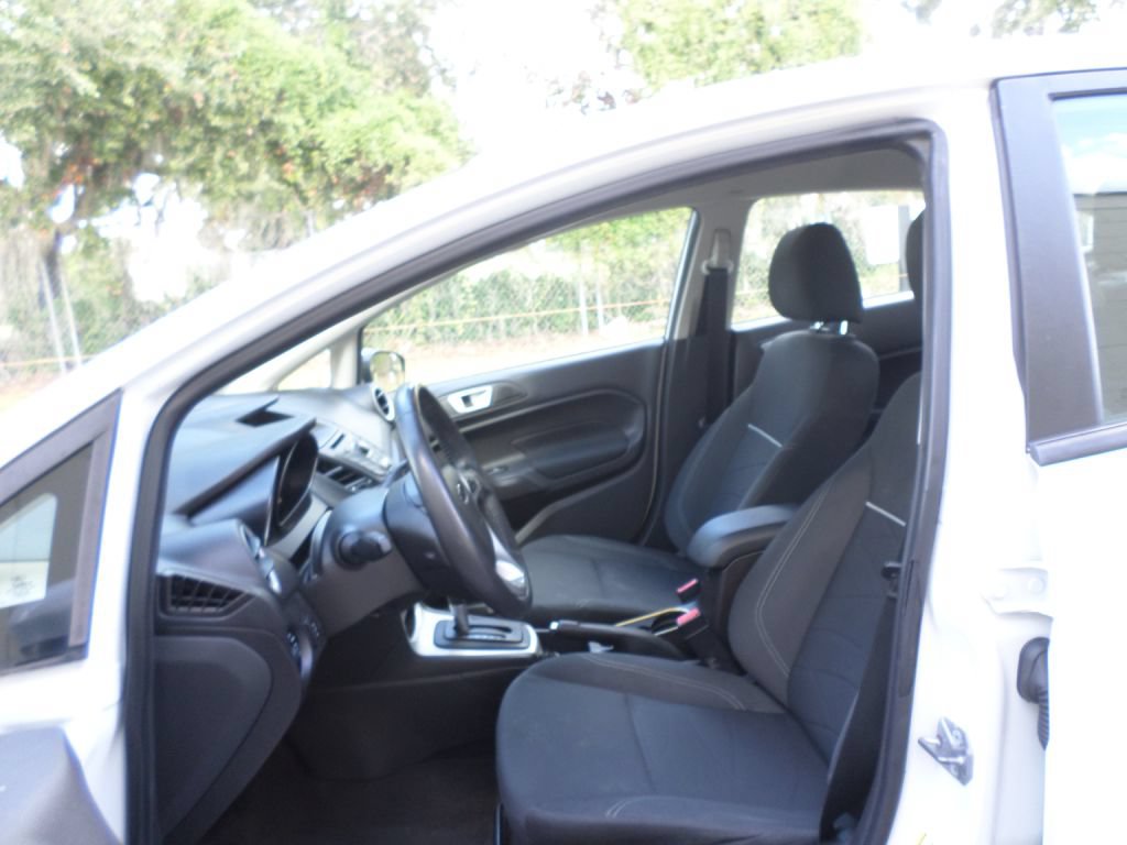 Used 2014 Ford Fiesta SE FWD image 24