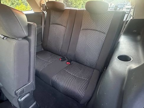 Used 2015 Dodge Journey SXT w/ Flexible Seating Group image 14