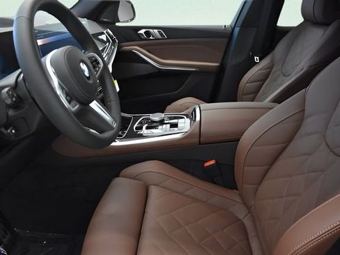 New 2026 BMW X5 xDrive40i AWD/4WD image 32