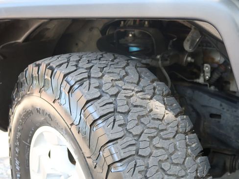 Used 2009 Toyota FJ Cruiser 2WD w/ TRD Sport Pkg image 6