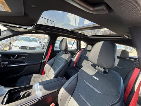 Used 2025 Mercedes-Benz GLC 63 AMG S image 27