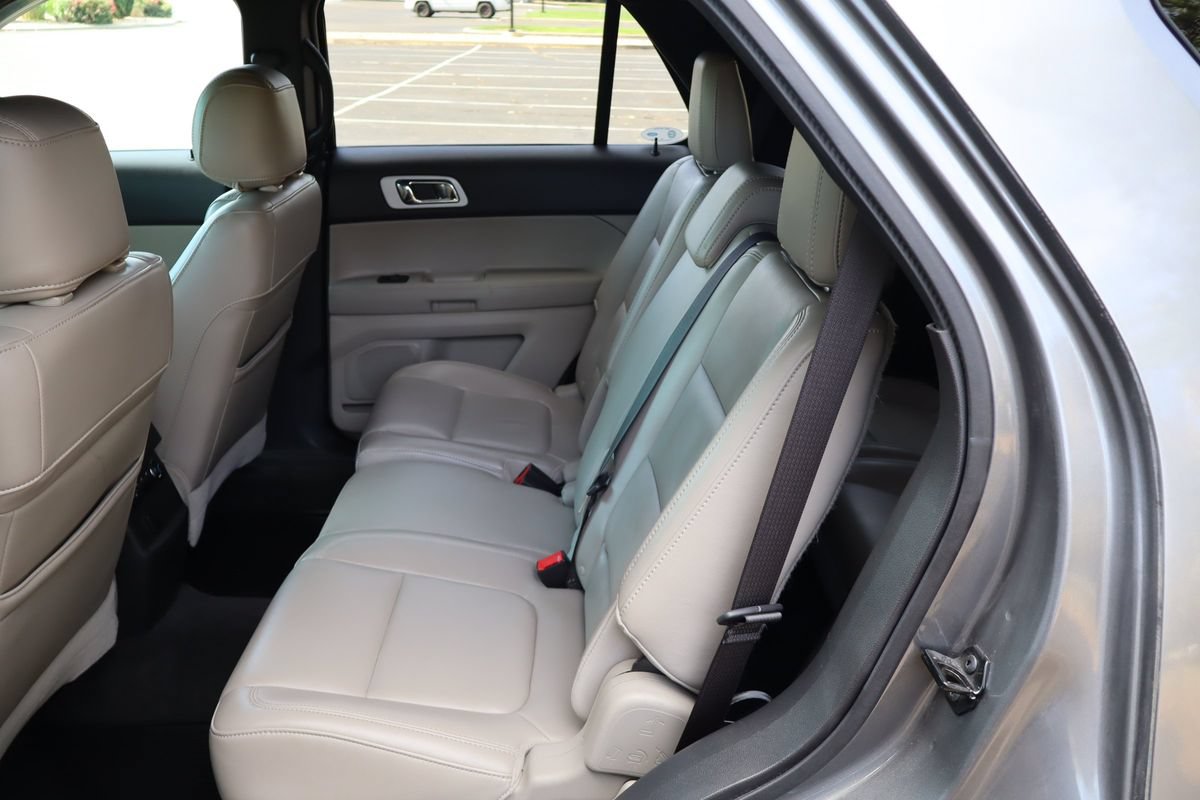 Used 2012 Ford Explorer XLT FWD image 20