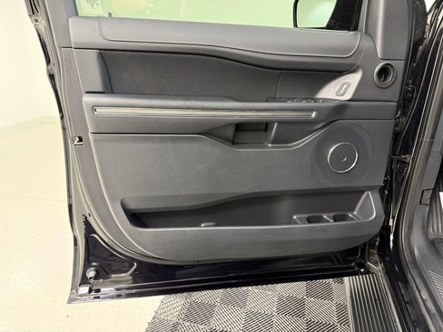Used 2023 Ford Expedition Max XL AWD/4WD image 11