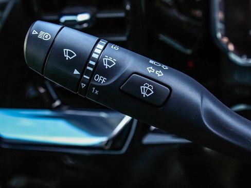 Used 2025 GMC Sierra 1500 Elevation AWD/4WD image 25