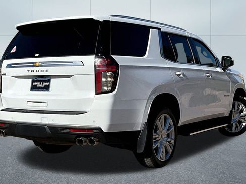 Used 2024 Chevrolet Tahoe High Country image 2