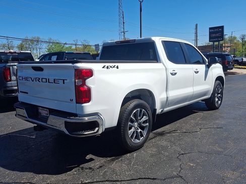 Used 2024 Chevrolet Silverado 1500 LT AWD/4WD image 6