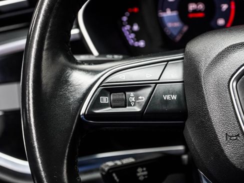 Used 2019 Audi Q3 2.0T Premium w/ Convenience Package AWD/4WD image 31