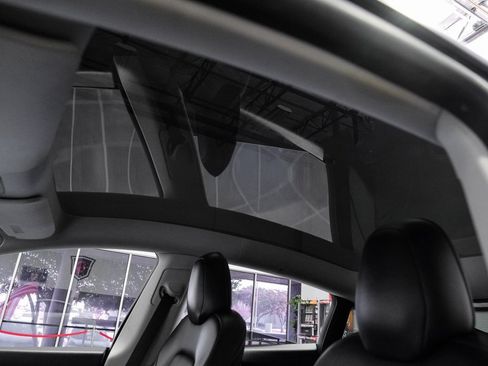 Used 2020 Tesla Model Y Performance image 6