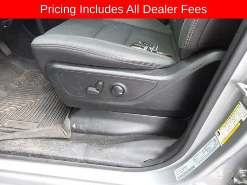 Used 2022 RAM 1500 Big Horn AWD/4WD image 4