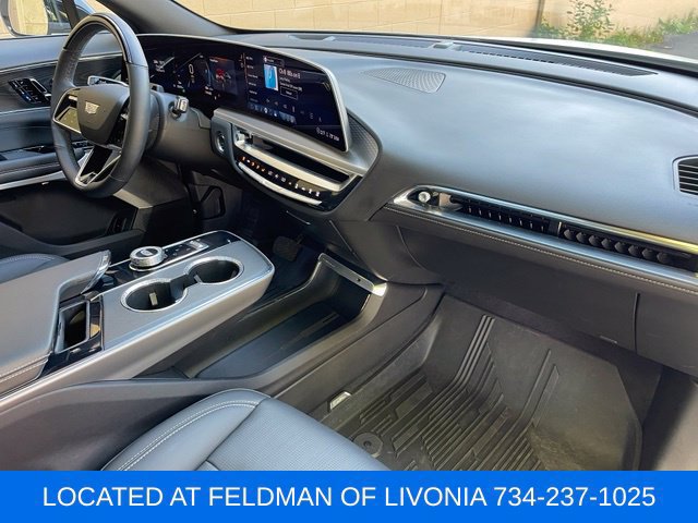 Certified 2024 Cadillac Lyriq Luxury w/ LPO, Floor Liner Package AWD/4WD image 33