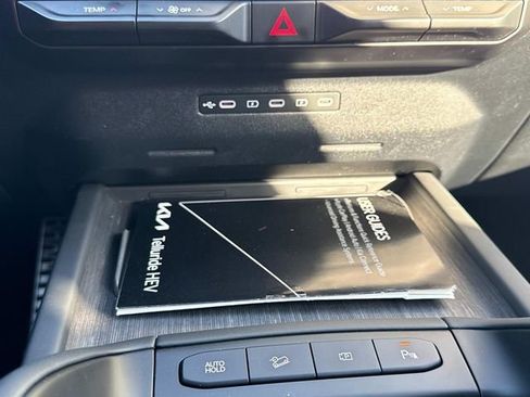 New 2027 Kia Telluride SX Prestige AWD/4WD image 28