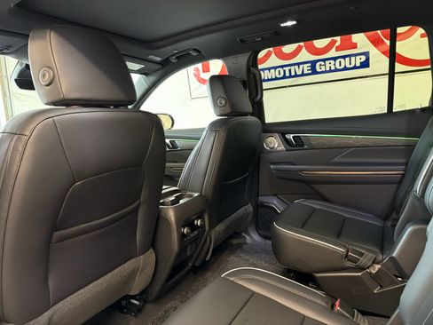 New 2026 Buick Enclave Avenir w/ Super Cruise Package image 24