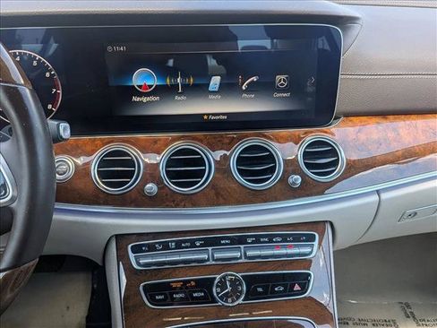 Used 2020 Mercedes-Benz E 350 4MATIC Sedan image 15