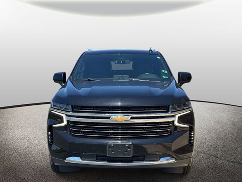 Used 2022 Chevrolet Suburban LT AWD/4WD image 6
