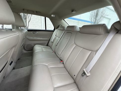 Used 2008 Cadillac DTS w/ Sun And Sound Package image 22