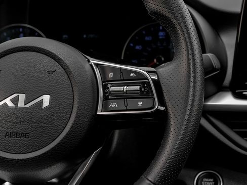 Used 2024 Kia Forte GT-Line w/ GT-Line Premium Package image 16