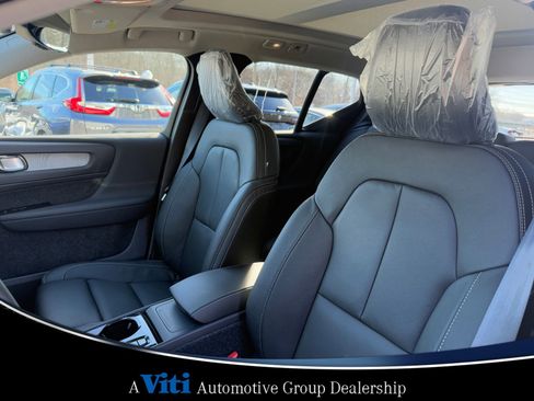 Used 2026 Volvo XC40 B5 Plus w/ Climate Package AWD/4WD image 13