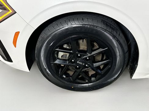 Used 2025 Kia K5 LXS FWD image 11